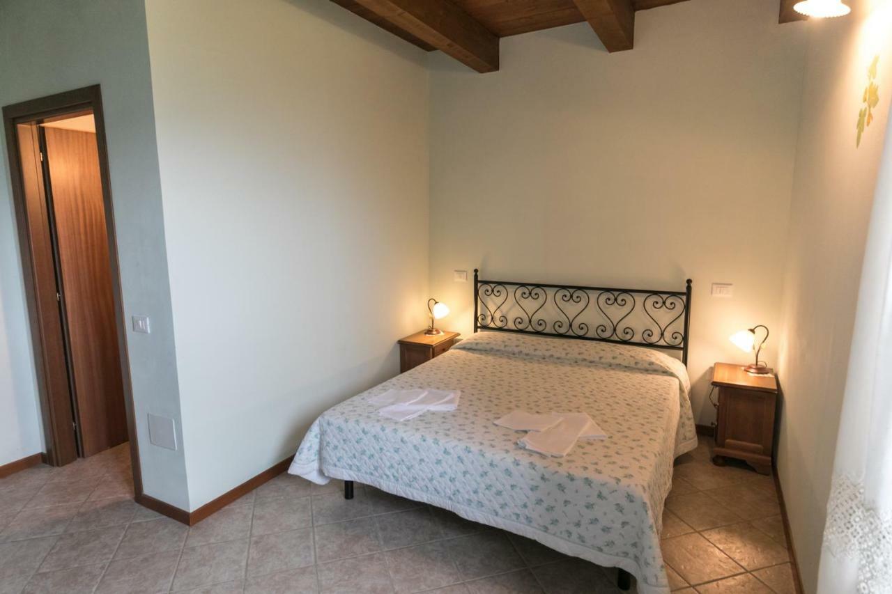 פרמילקוורה Agriturismo L'Antico Frutto מראה חיצוני תמונה